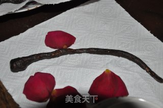 浪漫情人节的DIY巧克力玫瑰的做法步骤：11