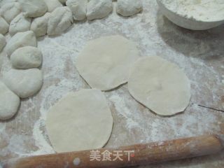 洋葱大笼小包子的做法步骤：6