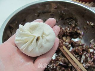 洋葱大笼小包子的做法步骤：8