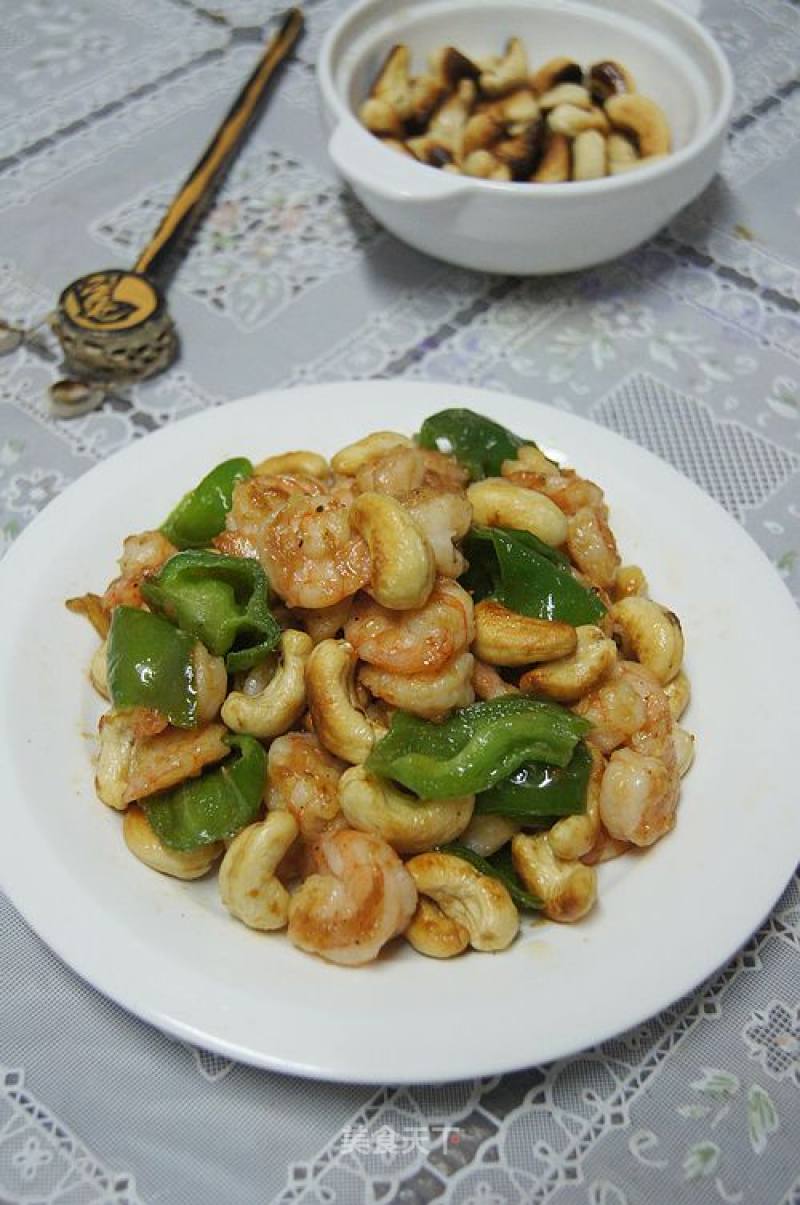 坚果入菜--腰果虾仁的做法