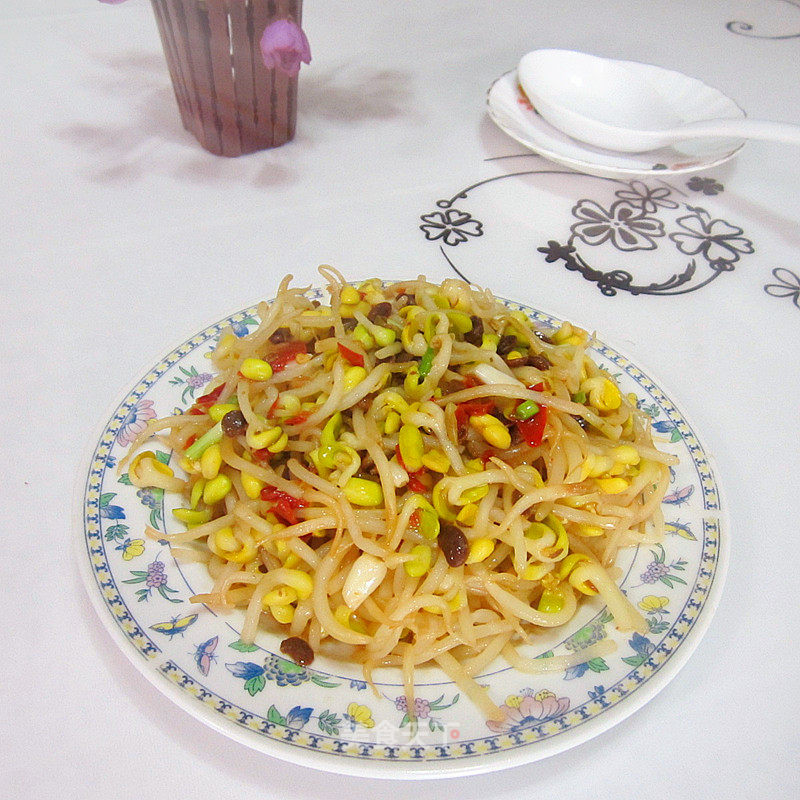 豆瓣酱炒豆芽菜的做法