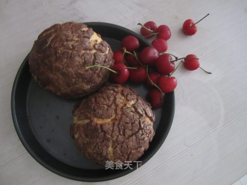 巧克力酥皮菠萝包的做法