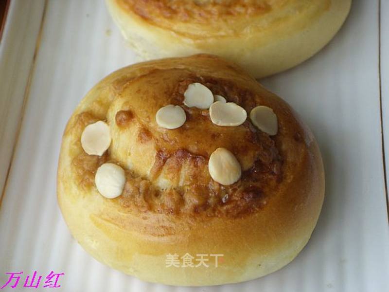 奶酥粒杏仁面包的做法