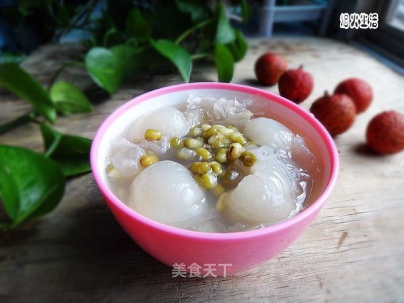这样吃荔枝不上火——荔枝银耳绿豆汤的做法