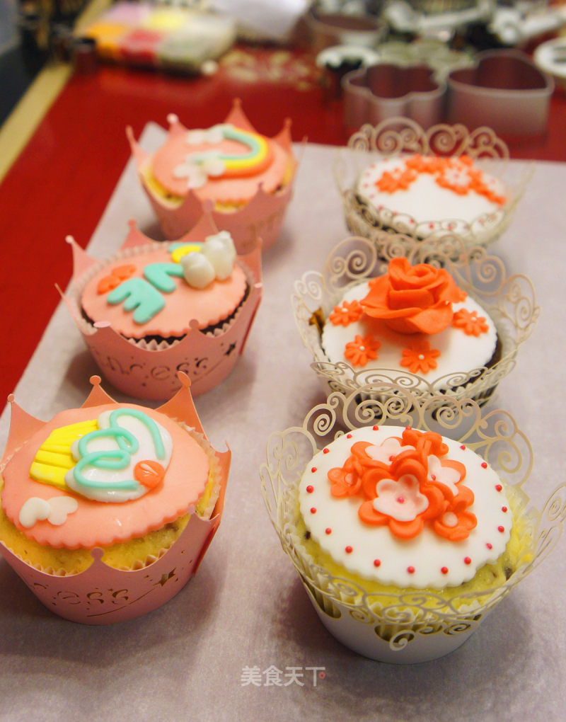 向梦想前进--蔓越莓麦芬翻糖Diu's Cup Cake