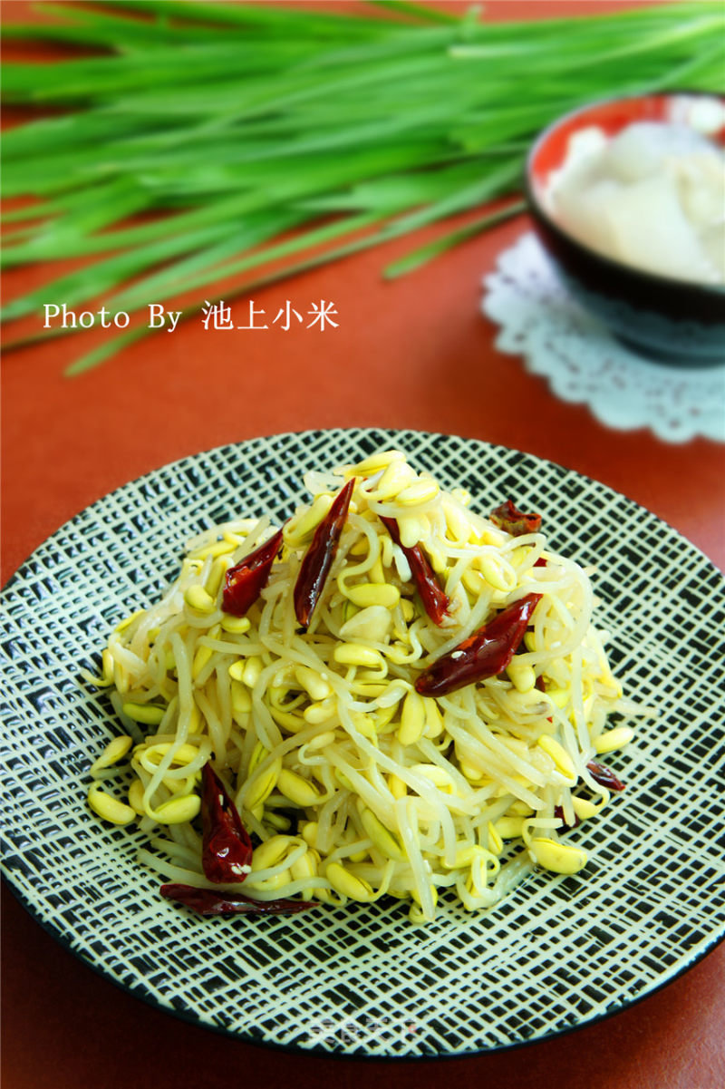 【炝拌黑豆芽】的做法