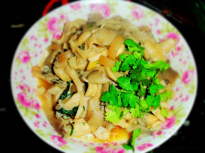 鲜蘑炒肉片的做法