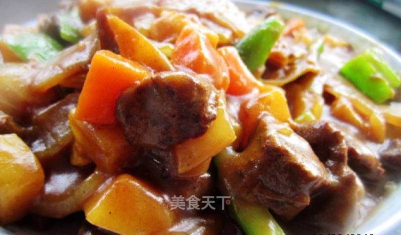 光灿灿的--咖喱牛肉的做法