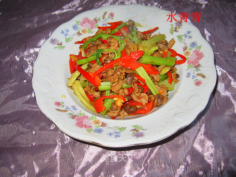 香芹炒肚丝的做法
