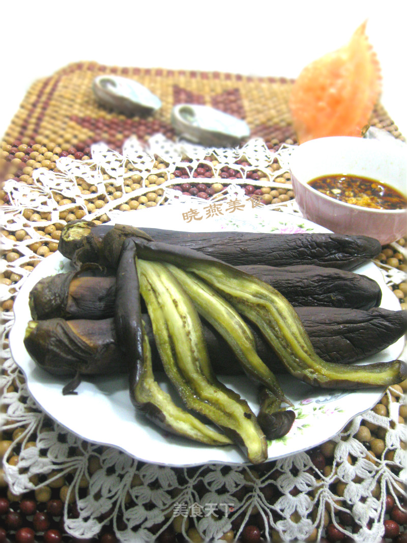 茄子佐蒜汁的做法
