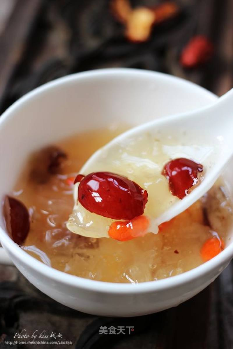 夏季养颜甜品---皂角米银耳羹