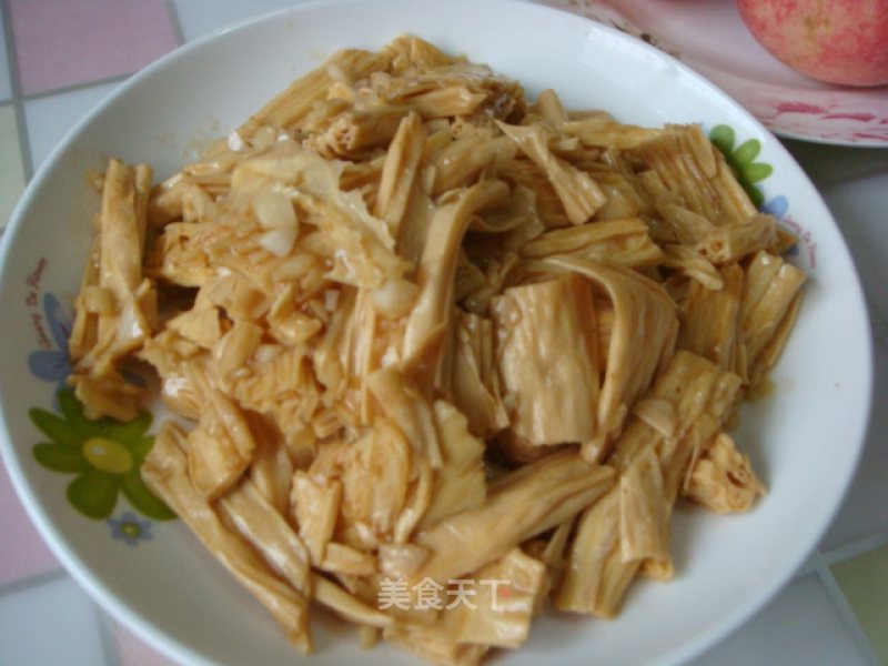 蒜香蚝油腐竹的做法