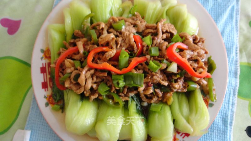 肉丝浇青菜的做法