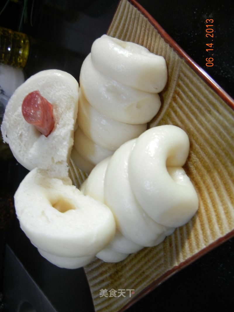 腊肠卷的做法