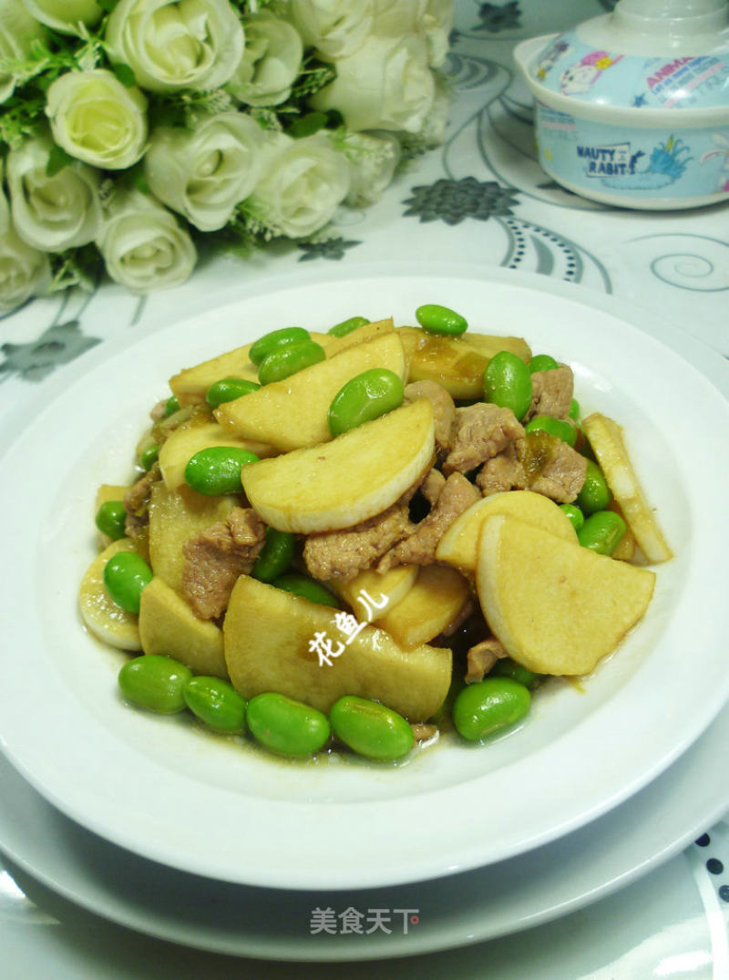毛豆里脊肉炒茭白的做法