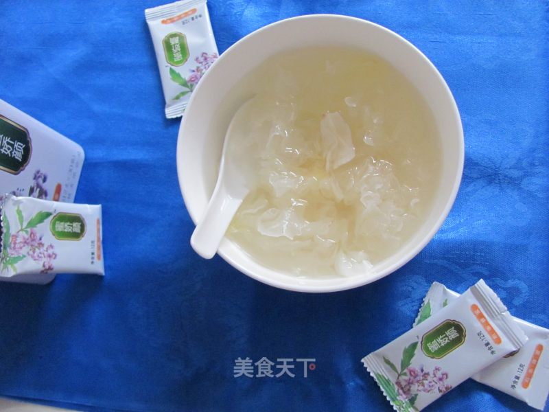 百合银耳的做法
