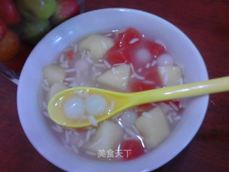 冰镇水果酒糟小汤圆的做法