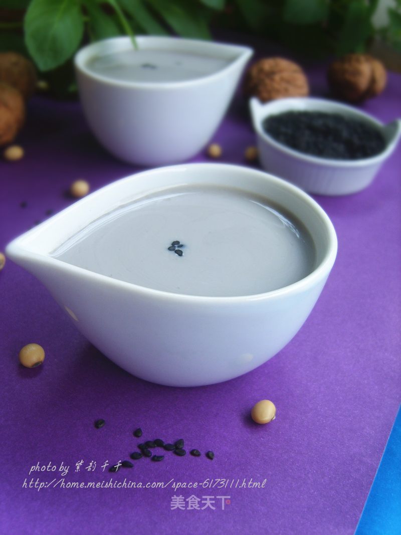 【营养豆浆】——黑芝麻核桃豆浆的做法