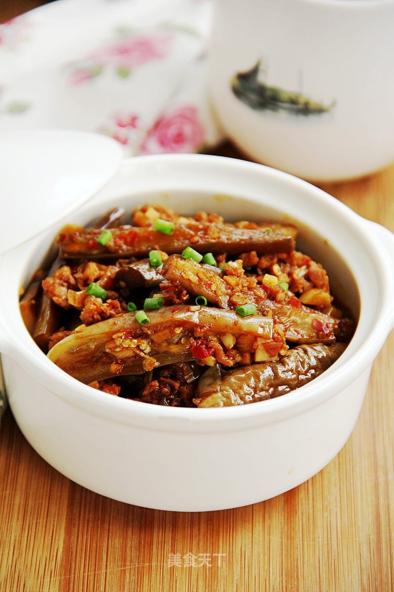 鱼香茄子煲的做法