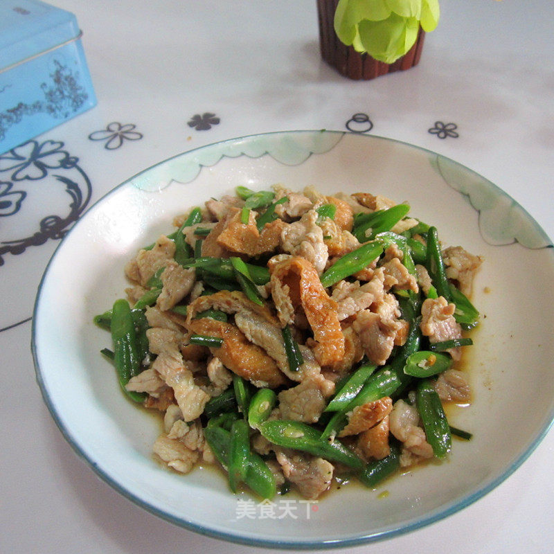 猪肉油豆腐炒四季豆的做法