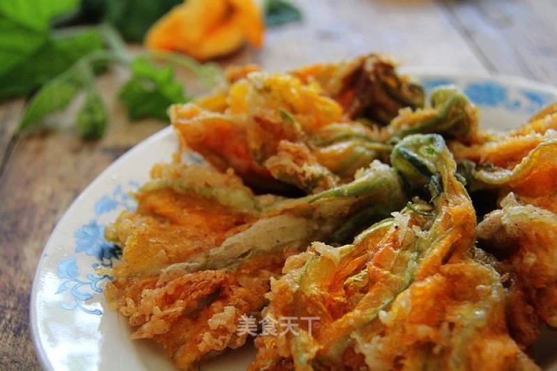 酥炸南瓜花的做法