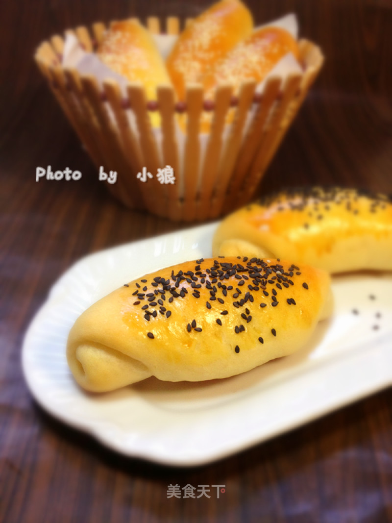 幸福与美味----芝麻奶油卷的做法