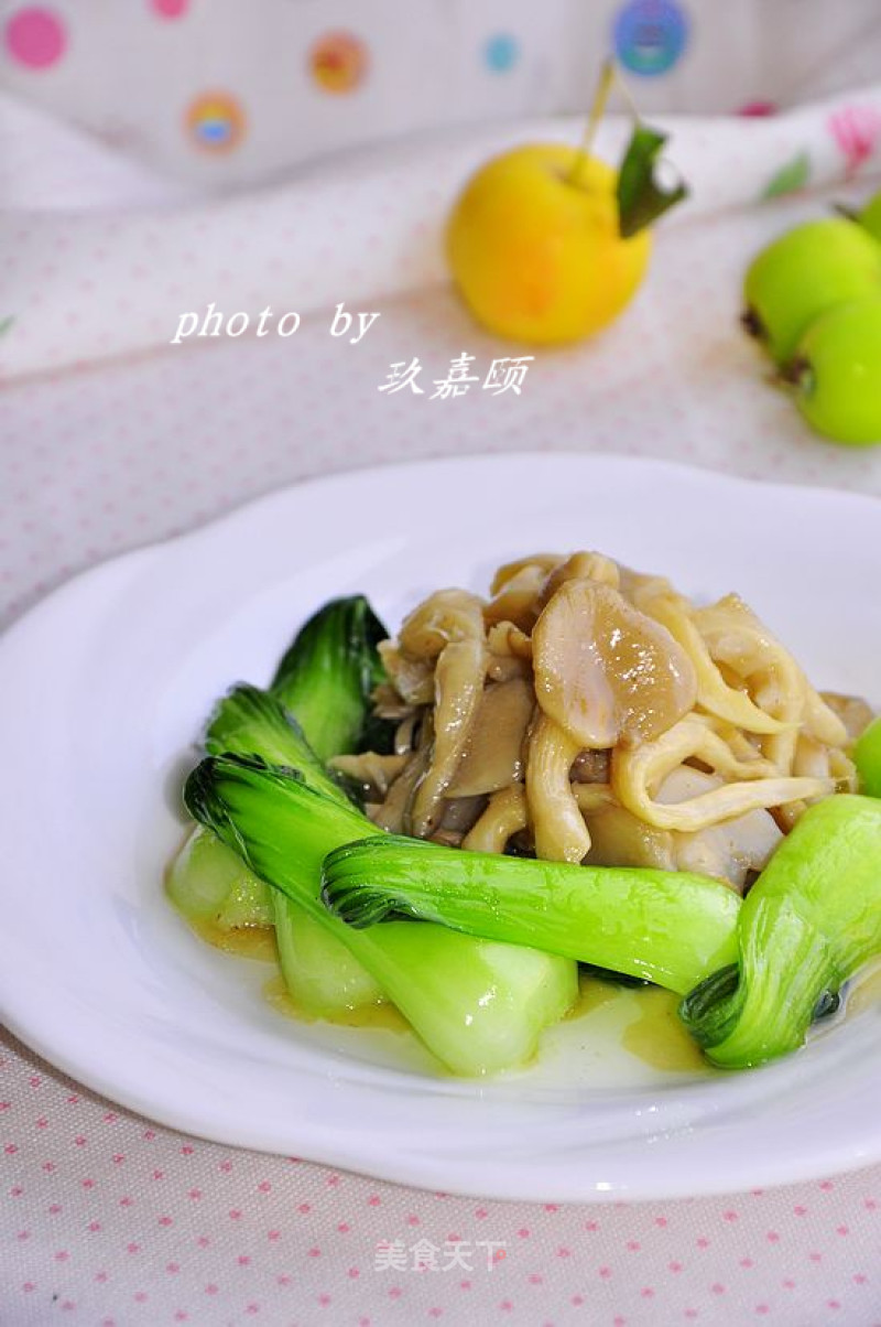 平菇炒油菜的做法