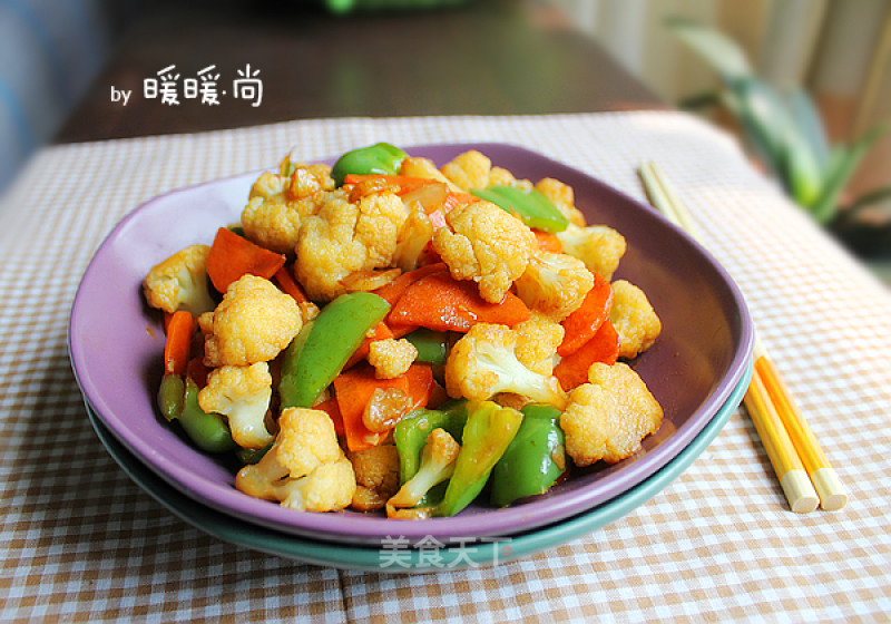 三色蚝油菜花的做法