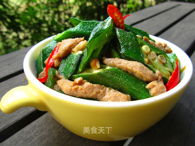 肉丝炒黄秋葵的做法