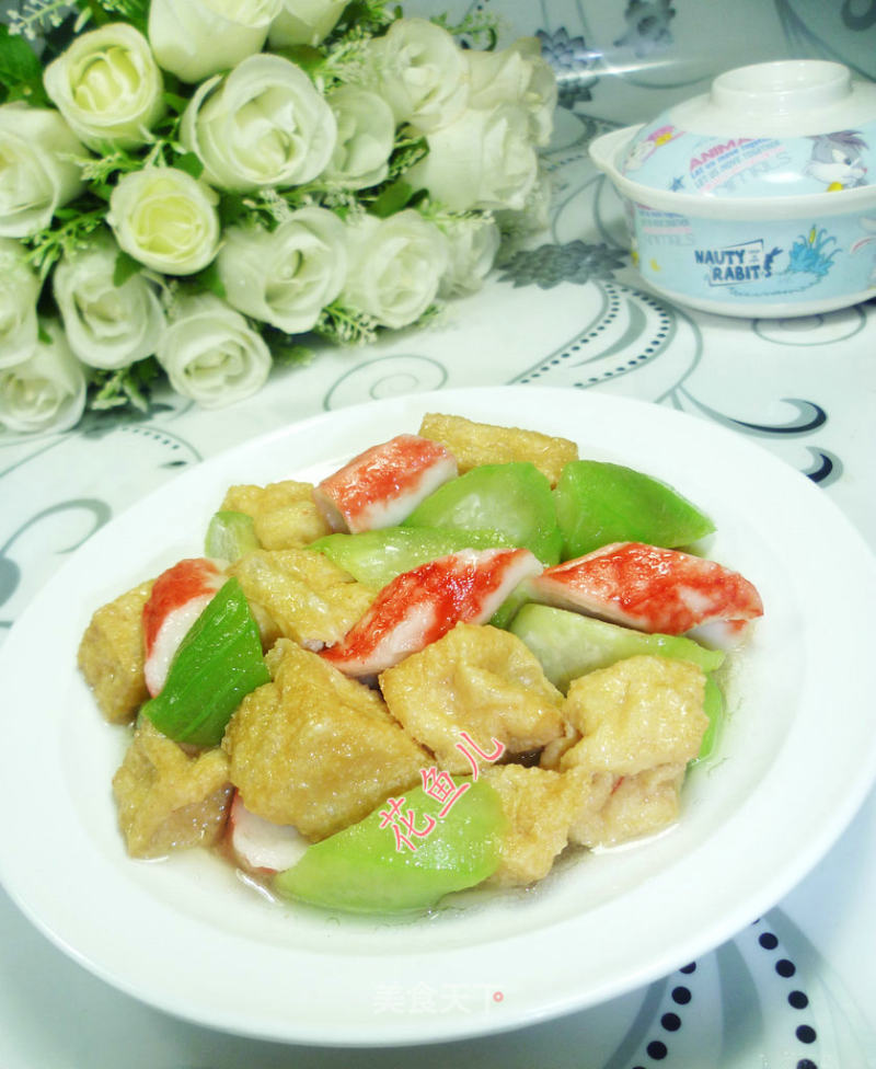 蟹柳丝瓜炒小油豆腐的做法