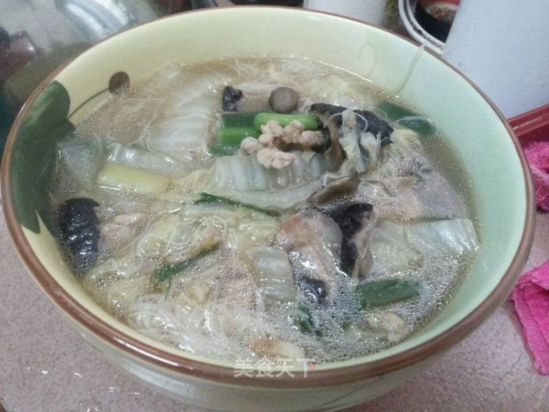 香菇虾米汤米粉的做法