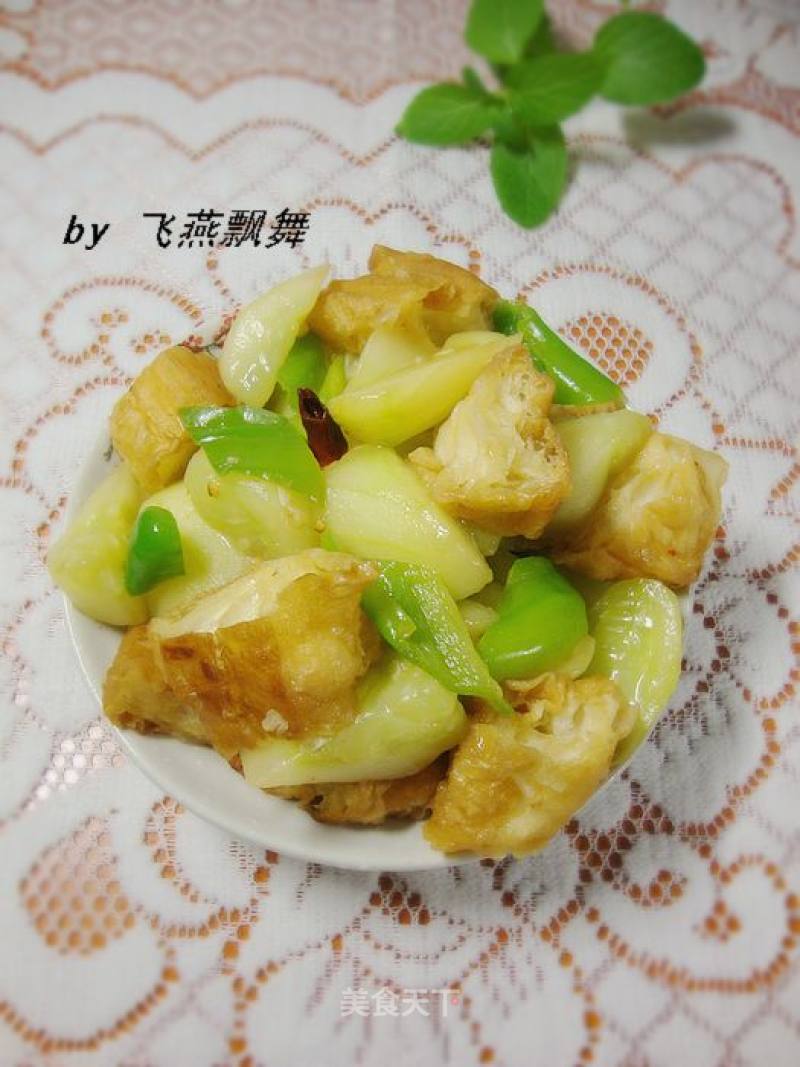 家常小炒----------【油条炒黄瓜】的做法