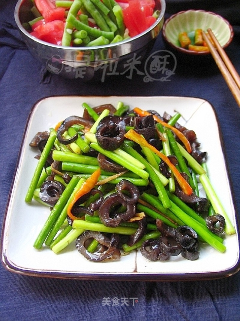 家常小炒——蒜薹海参丝的做法