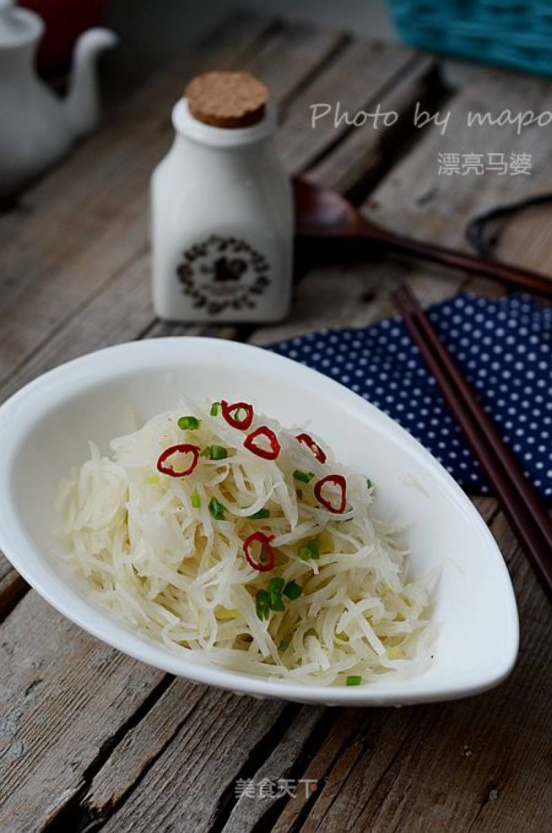 快手做素菜-----素炒白萝卜丝