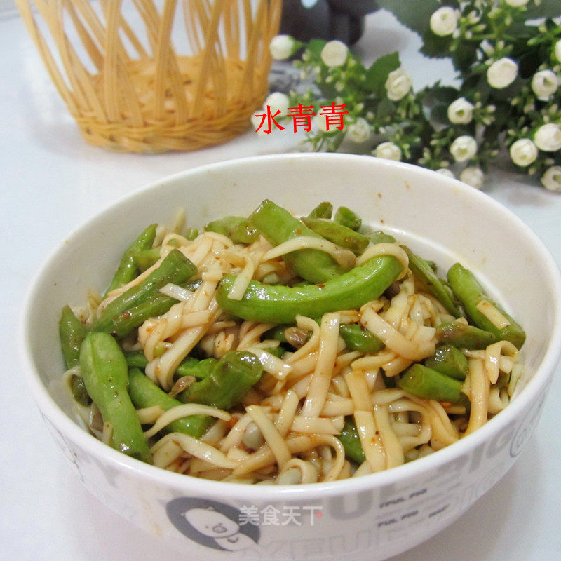 鲜豆角拌面的做法