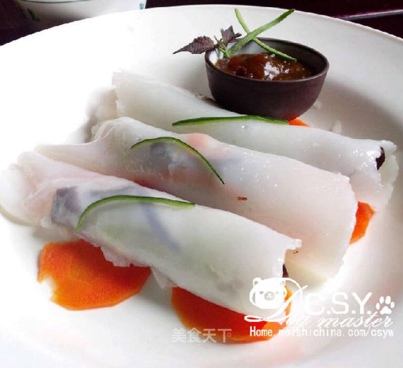 【凉皮新吃法：一秒钟变肠粉】黄胡木丝凉皮卷(附简易自制酱汁)的做法