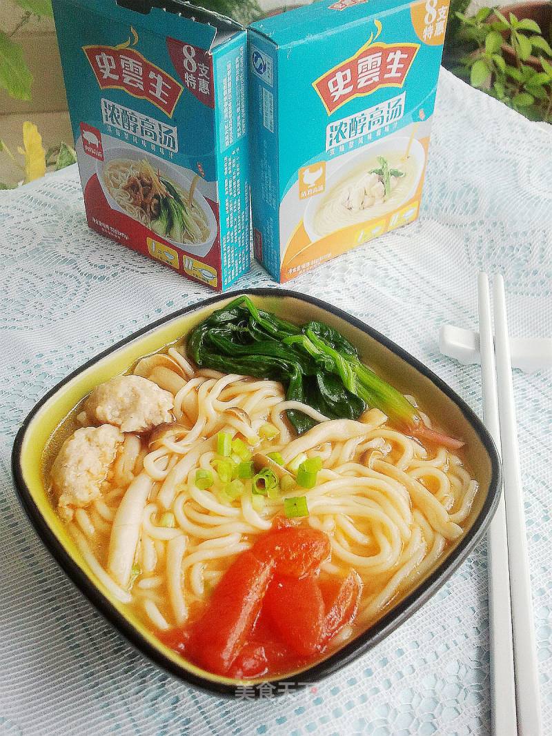 蘑菇菠菜肉丸面的做法