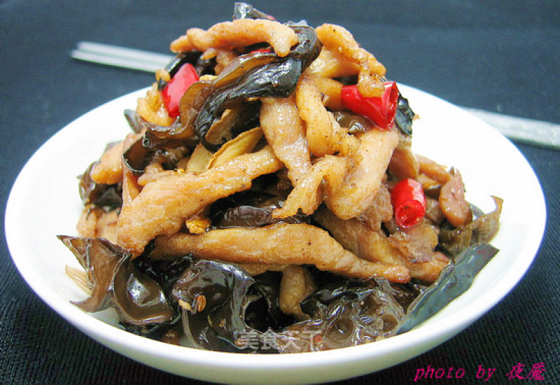 木耳肉丝的做法