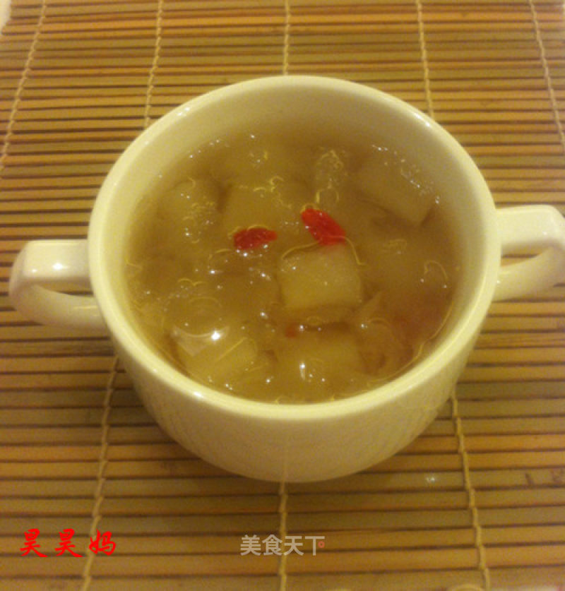 雪梨银耳汤的做法