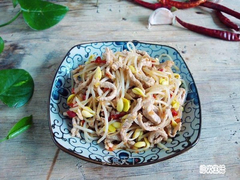 剁椒豆芽炒肉丝的做法
