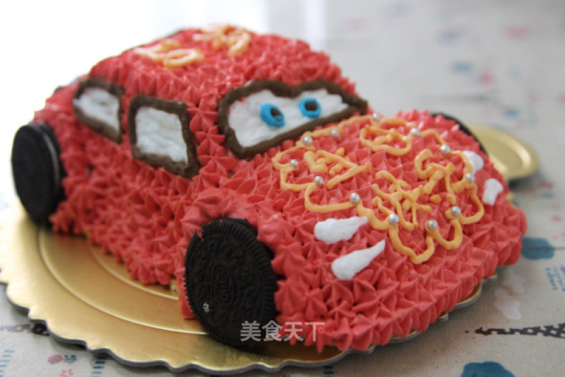 可爱汽车生日蛋糕