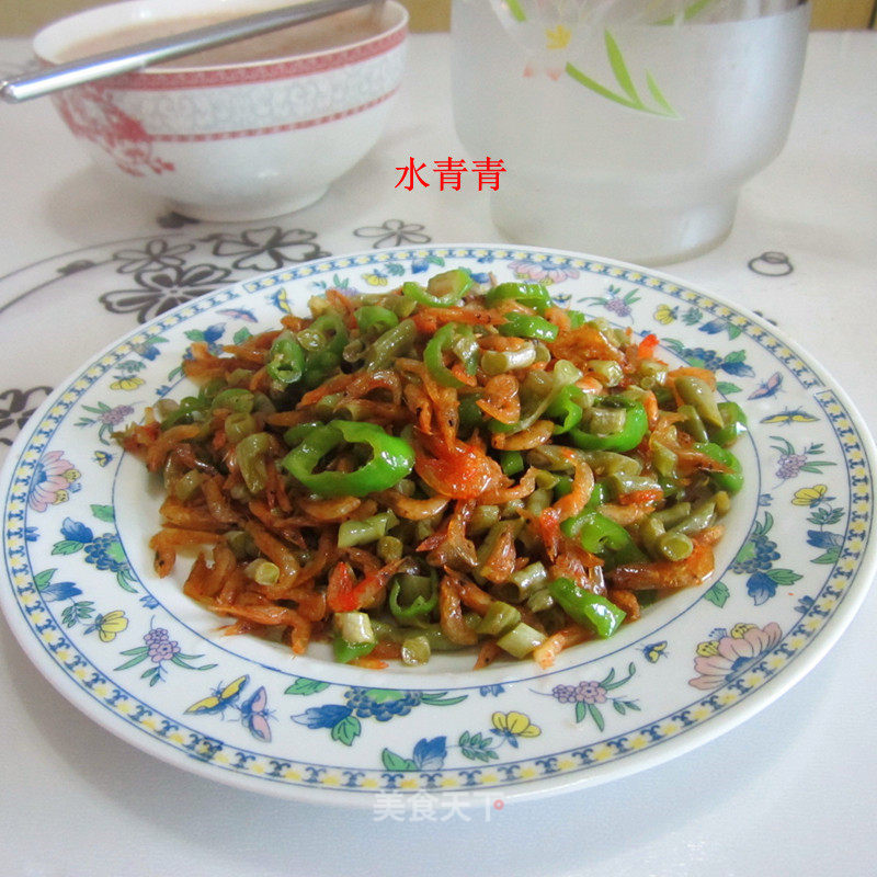 咸豆角炒米虾的做法
