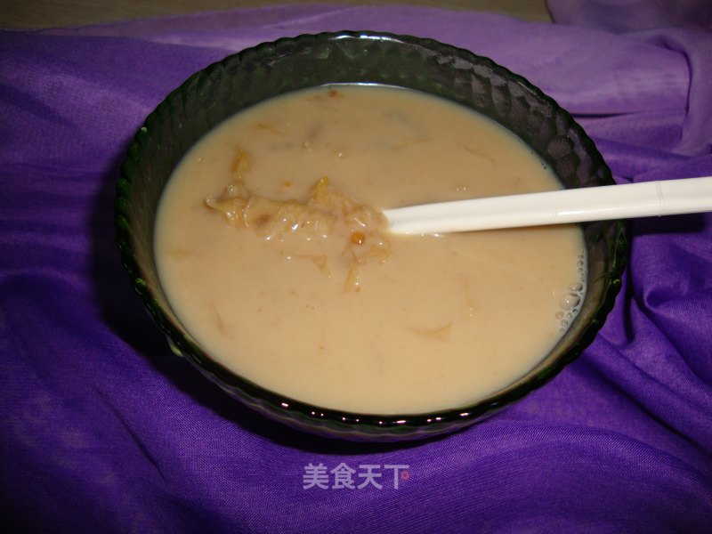 【雪耳红枣椰奶糖水】-----秋天最好的滋润伙伴的做法