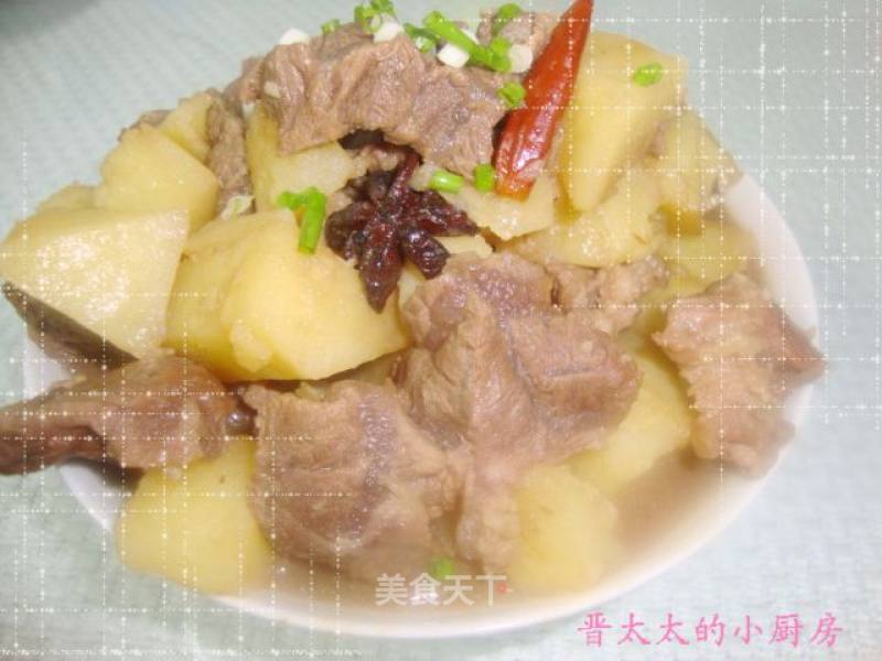 土豆烧牛肉的做法