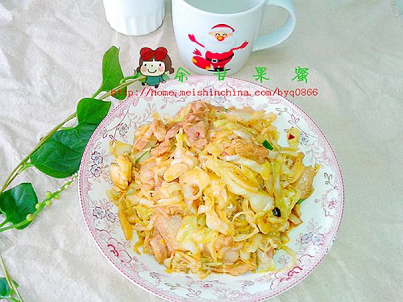 肉片炒卷心菜的做法