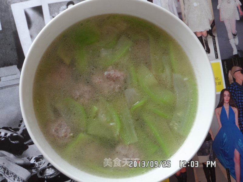 肉丸子丝瓜汤的做法
