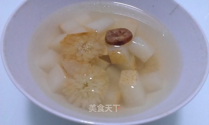 滋润秋日的山楂冰糖炖梨的做法