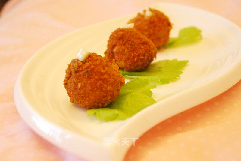 小耳朵水饺和草莓丸子的做法