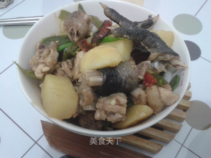 土豆烧鸡的做法