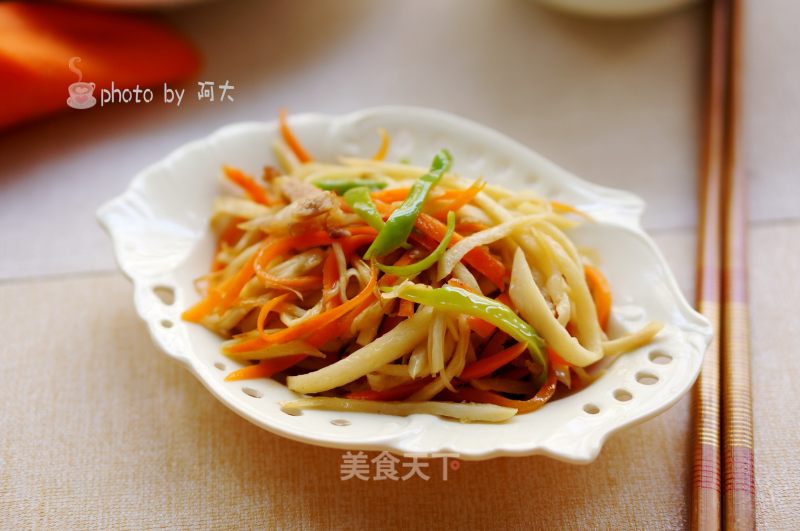 茭白胡萝卜炒肉丝的做法